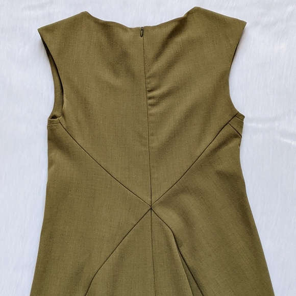 MM Lafleur The Pauline Dress In True Olive | Size 0P/XS - Picture 10 of 15
